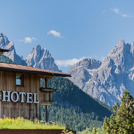 Berghotel - Sexten Luaran gambar